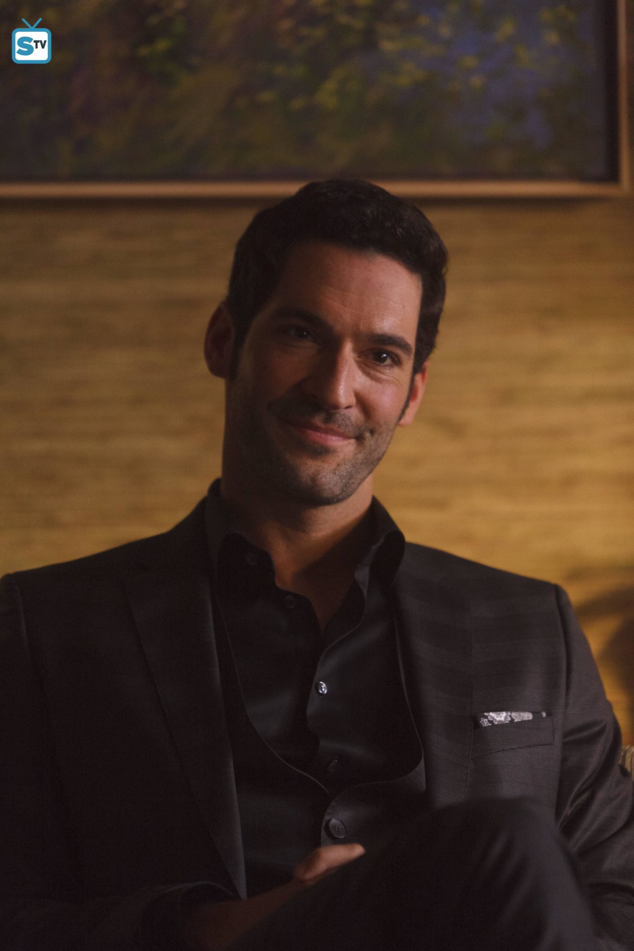 Lucifer Review: S1:E2, “Lucifer, Stay. Good Devil”